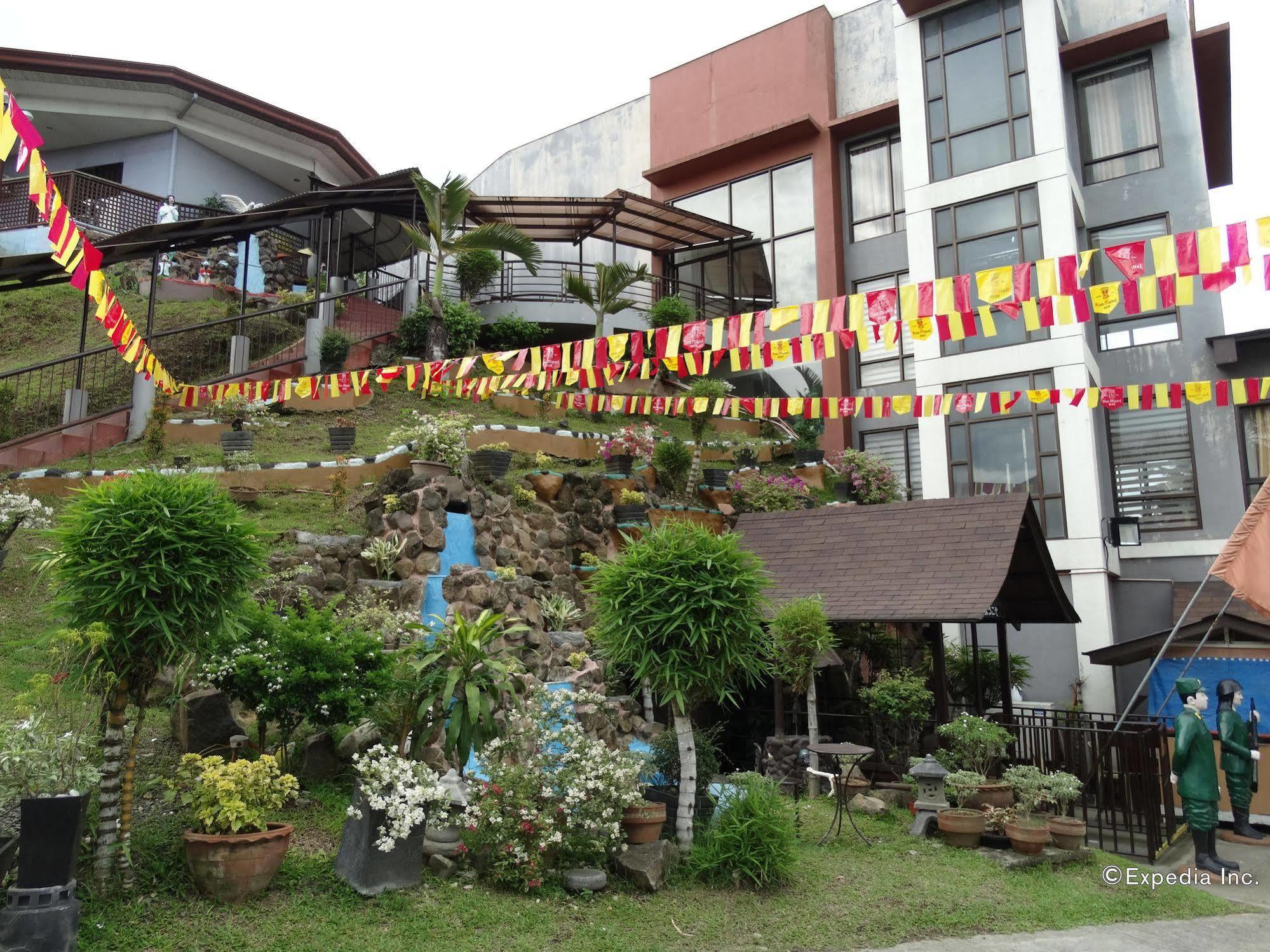 Djapanese Tunnel Family Resort Davao Exterior photo